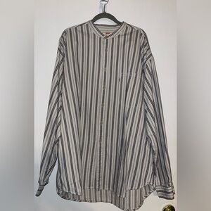 Levi’s Mens Button Up Size XL